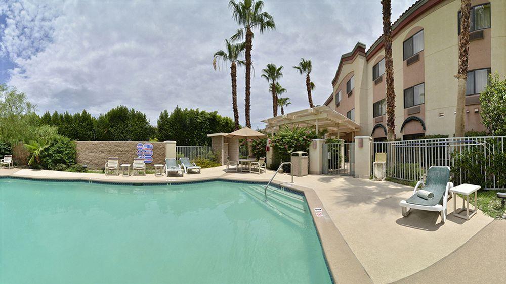 Comfort Suites Palm Desert I-10 Exterior foto